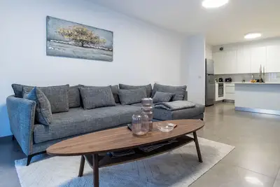 Image de Zen, comfotable, 3 bedroom with visa of the Old City