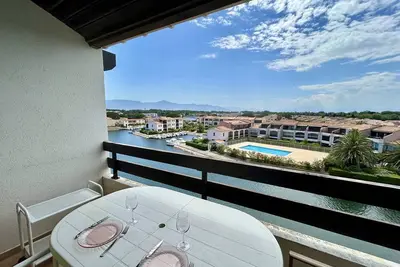Image de Appartement avec parking, vue marina - 4 pers.