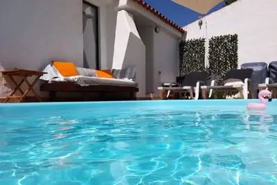 Image de Private Pool • 8-Min Walk to Praia da Oura Beach • Prime Albufeira Location