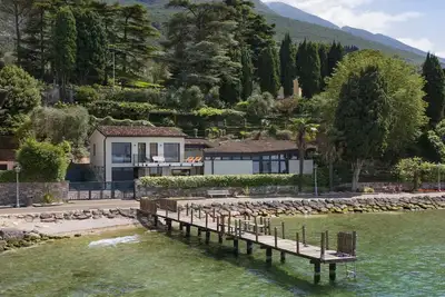 Image de Villa Locchi with private Pier