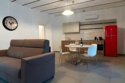 Image de Appartement où la lumière rencontre la pierre