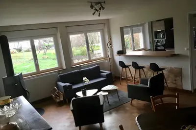 Image de Gîte « Saint Gorgon » avec terrasse privée et jardin privatif