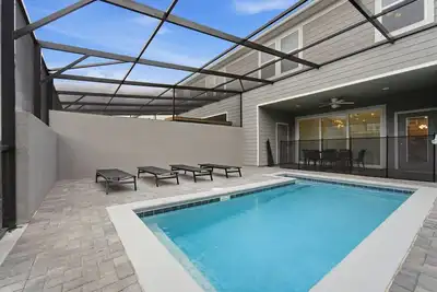 Image de 5br Windsor Cay home near Disney, pool & games