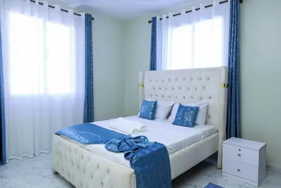 Image de Shanzu Serenity:  Your 3-Bedroom Coastal Haven Near PrideInn Paradise. #Msa. .