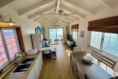 Image de Centrally located Caribbean Apartment on the Sea