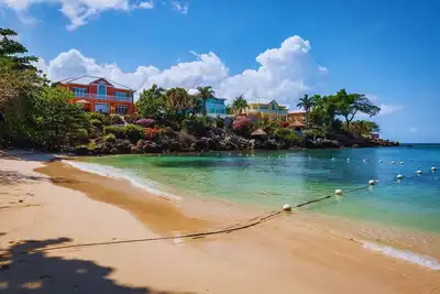 Image de Private Beach - Pool - Secure - Ac - Starlink