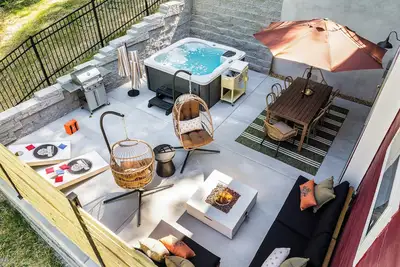 Image de Luxury Mountain Retreat | Hot Tub + Theater