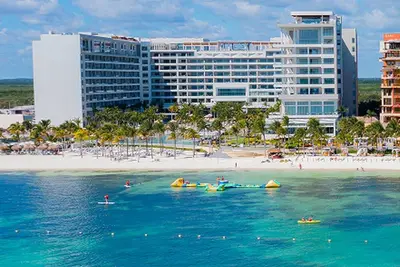 Image de Your Own Slice of Paradise — Space for Everyone, Privacy for All