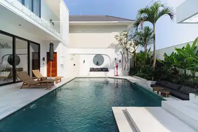 Image de Modern Luxury Villa with Pool – 400m to Beach