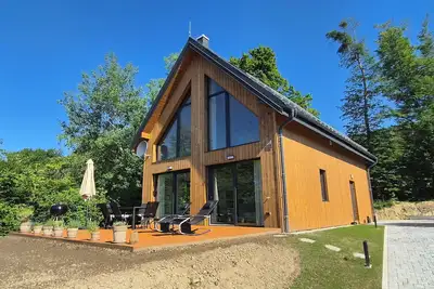 Image de Chata Vista - Modern Wooden Cottage with Panoramic Views, Terrace, and Air Conditioning