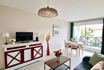 Image de Appartement basque au cœur de Cambo, proche des Thermes