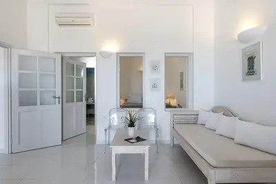 Image de Maison de campagne « Élégante Villa avec piscine privée », Wi-Fi et climatisation