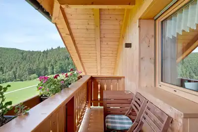 Image de Appartement « Abendsonne » avec vue sur la montagne, terrasse commune et Wi-Fi