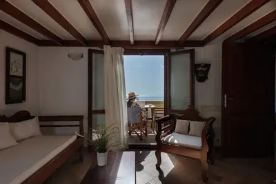 Image de Maison de vacances « Loft Vue Mer Deux Chambres » avec Wi-Fi et climatisation