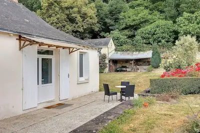 Image de Maison de vacances « La Maison De Vacances » avec terrasse, jardin privés et Wi-Fi