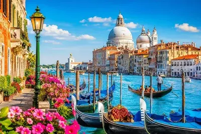 Image de Elegant Venetian Home with Private Courtyard in the Heart of Dorsoduro