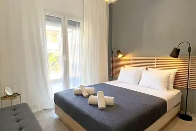 Image de Thessa Aerial - Late Checkout, Parking Nearby, Balcony