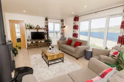 Image de New to Vrbo: Modern Coastal Stay, Stunning Views, Private Garden
