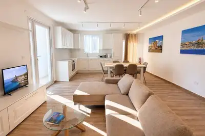 Image de Il Kenn ta Zeppi Spacious 2br Apartment in Qala Centre 3 Balconies & 3 Baths