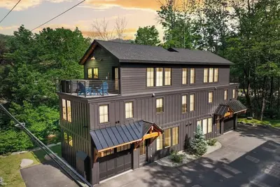 Image de Cranmore Slopeside Retreat w/ Private Hot Tub