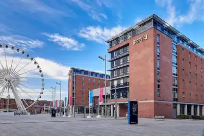 Image de 1br Suite w/ Kitchen & Sofa Bed | Daily Breakfast!