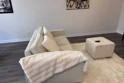 Image de Luxurious townhouse near Ottawa Airport Yow