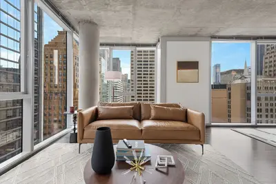 Image de Spacious 3br 2ba Haven City Views Steps to MagMile