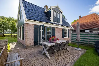 Image de Fantastique maison familiale avec grand jardin