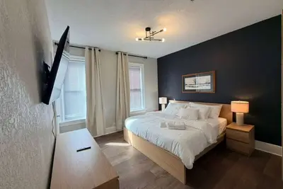 Image de Eko Stays | Modern Luxe Near Brady & Downtown Mke