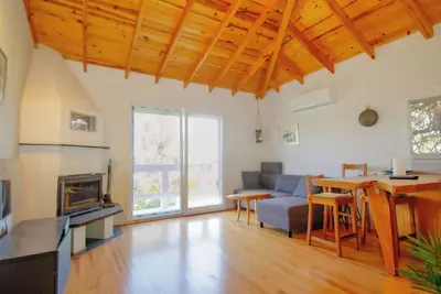 Image de Coollyhouse Keklik tepe Urla-Eco-House:Stone Oven&Garden&LocalWine&Walnuts