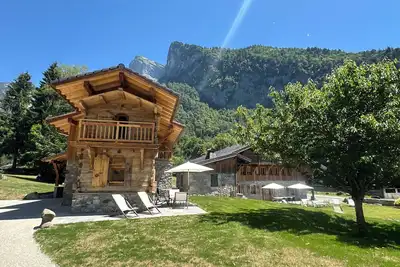 Image de Mazot du Paradis - Chalet aux pieds des montagnes en Haute-Savoie, Samoëns