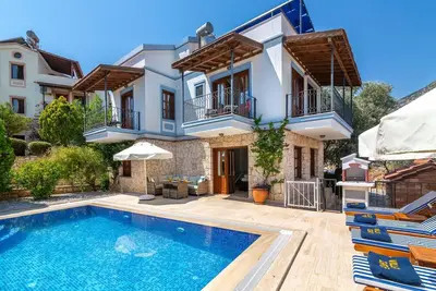 Image de 3 en-suite bedrooms, central location, easy walk to beach and shops