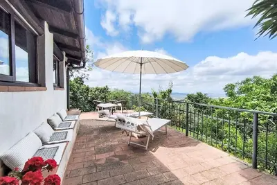 Image de Belle maison de vacances privée avec Wifi, climatisation, Tv, patio, animaux admis, vue panoramique