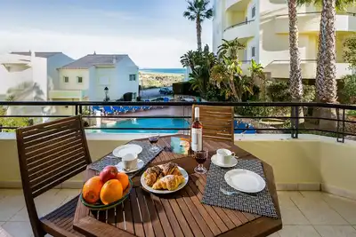 Image de Meia Praia Beach: Golf| Perfect for Families | Ent