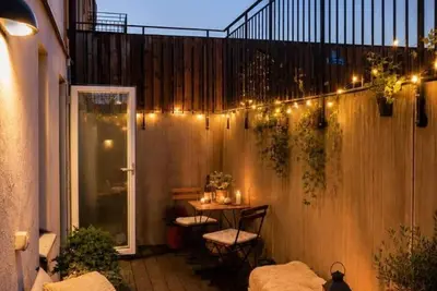 Image de Private terrace, 2 min to metro