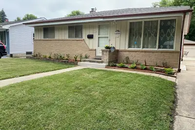Image de Spacious 3-bedroom house in peaceful Milwaukee with Ac and gym