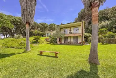 Image de Panoramic view, garden & yoga
