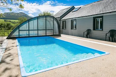 Image de The Lodge at Ynys - sleeps 20 guests  in 8 bedrooms