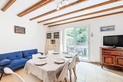 Image de Maison Clos De Kermilienne by Interhome