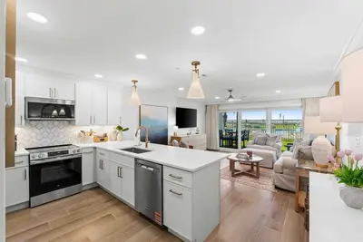 Image de Golden Aura | Pool Front | Gulf View | Sleeps 6