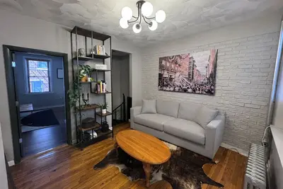 Image de Family-friendly 4-bedroom apartment in the historic North End of Boston