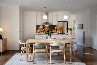 Image de Hepburn Bliss a thoughtfully styled three-bedroom retreat