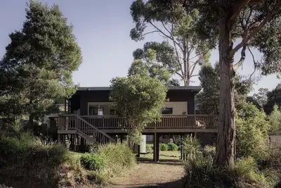 Image de Stewie's Nest - Port Arthur Shack with fire pit