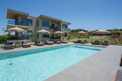 Image de Ultra-Luxury Sea View Estate with Private Pool