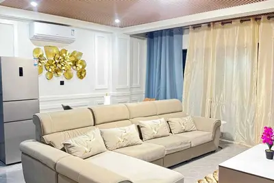 Image de Elegant 2 Br@ Bath @ Sapphire Suites