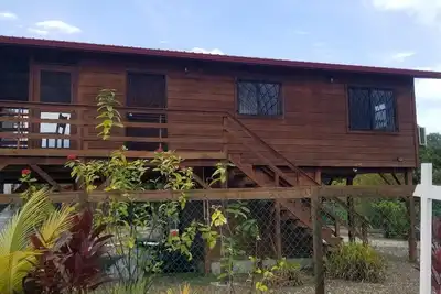 Image de Peaceful 2-bedroom house with Ac in charming Maya Beach with  full kitchen