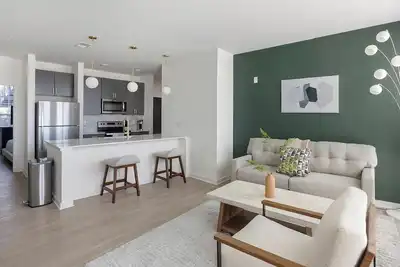 Image de Landing | Modern 3bd, Pool, Courtyard