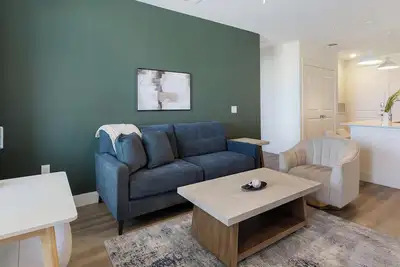 Image de Landing | Chic 2bd, Rooftop Lounge, Gym