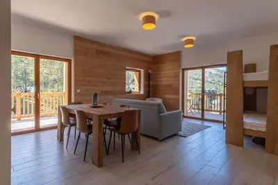 Image de Appartement avec deux Terrasses au coeur de Vars les Claux pour un bel été