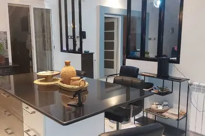 Image de Villa  mostaganem centre à 20mn en voiture des plages sauvages idéal en familles